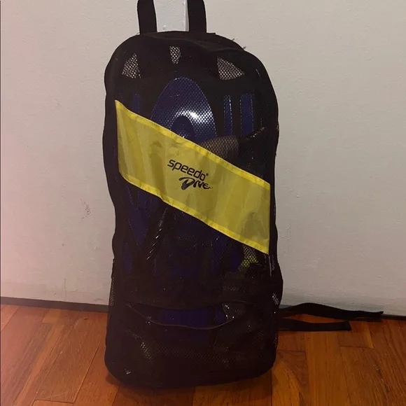 Speedo Dive Blue & Black Snorkel Set with Bag - NWOT - Picture 9 of 10